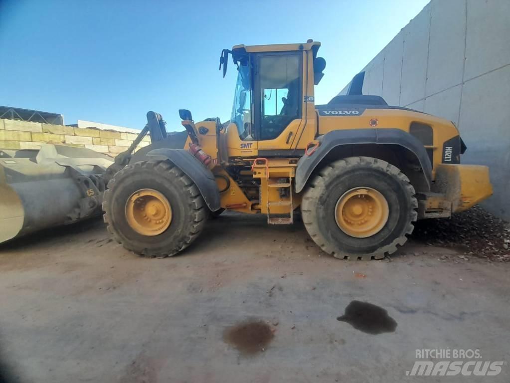 Volvo L 120 H 轮式装载机