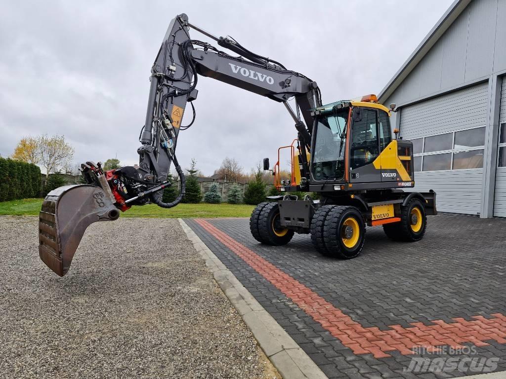 Volvo EWR 150 E 轮式挖掘机