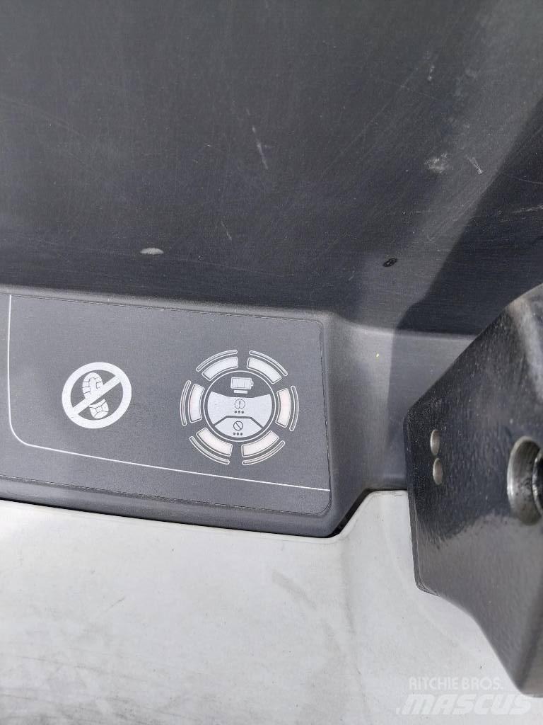 UniCarriers MDW160 手摇升降机