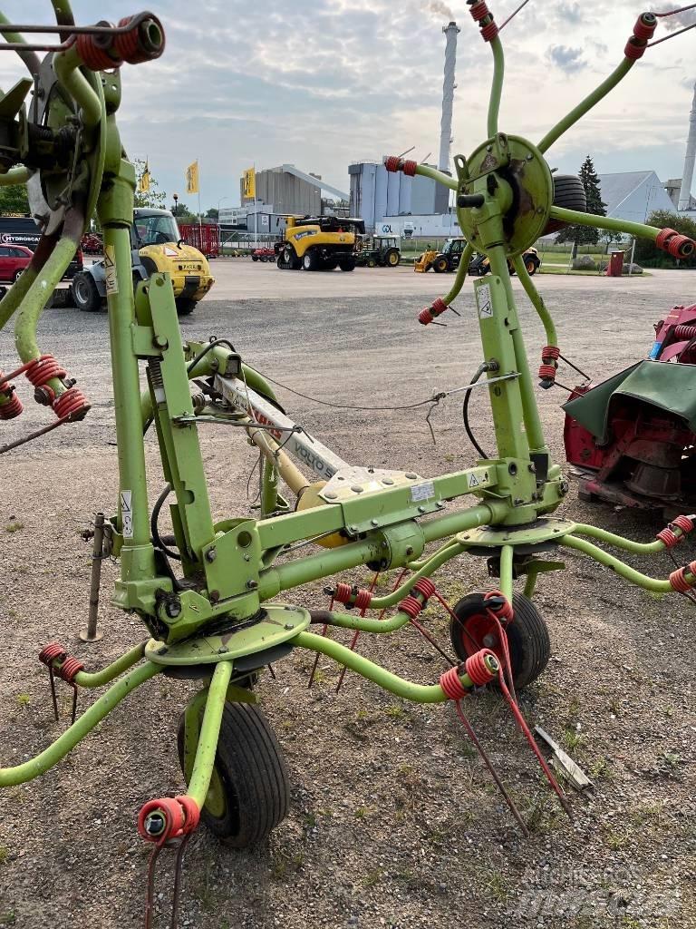 CLAAS Volto 52 犁耙和摊草机