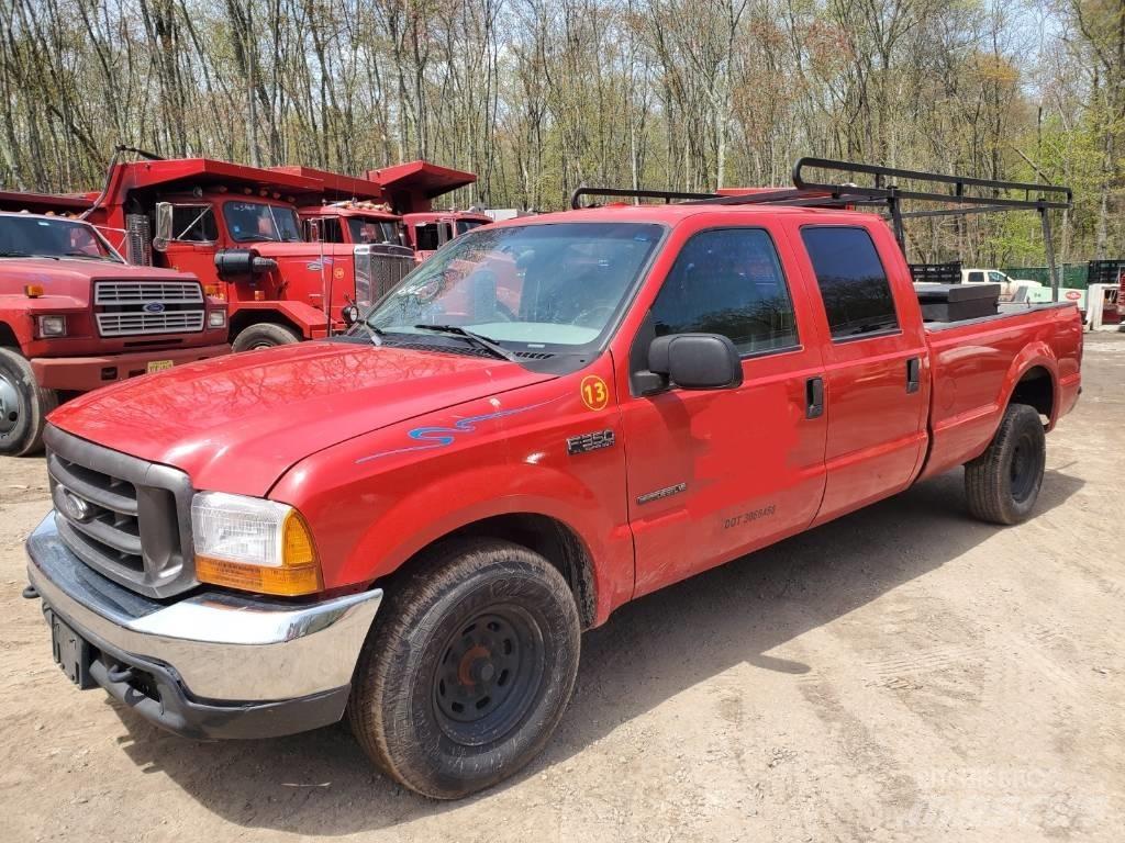 Ford F350XL 平板栏板货车