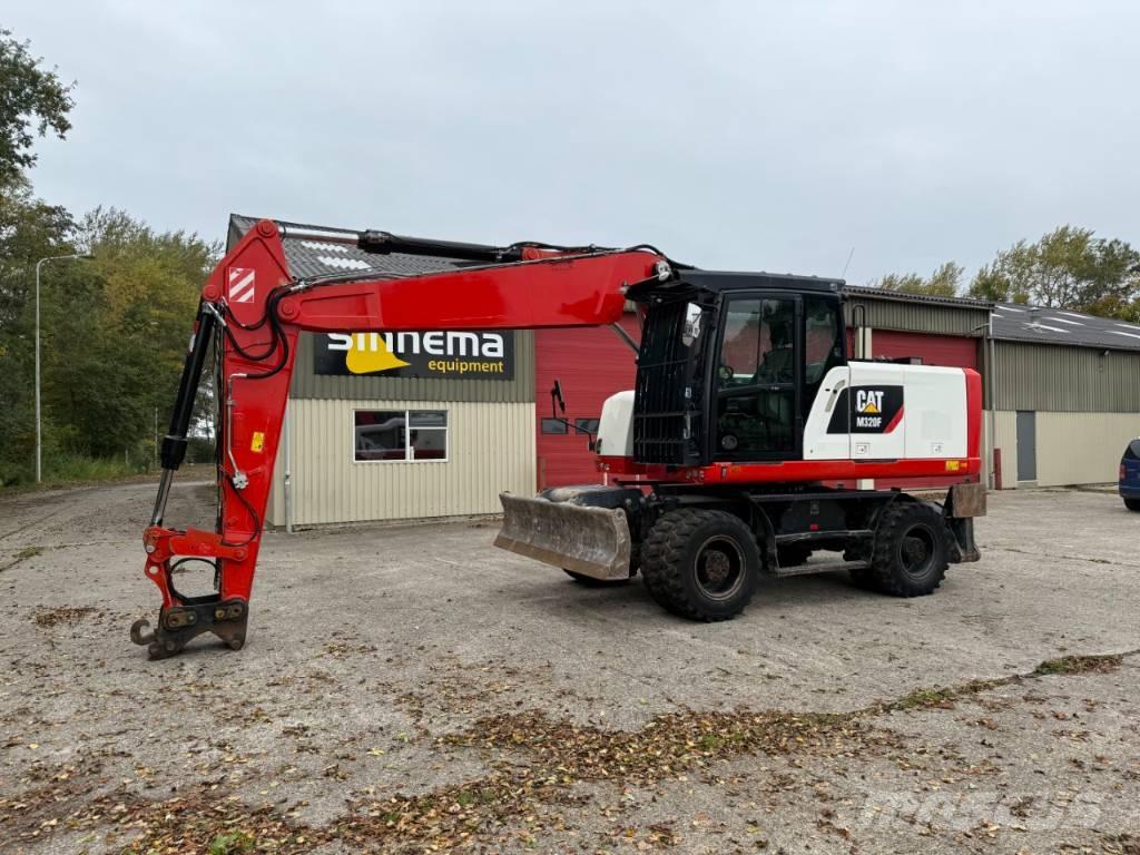 CAT M320F 轮式挖掘机