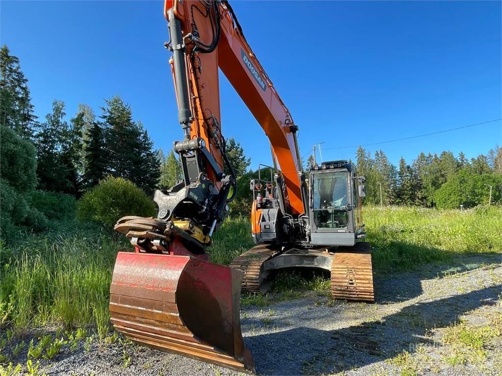 Doosan DX235 LRC 履带挖掘机