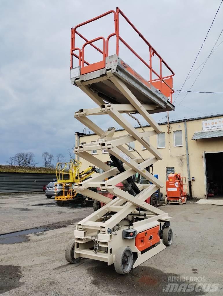 JLG 3246 ES 剪叉式升降机