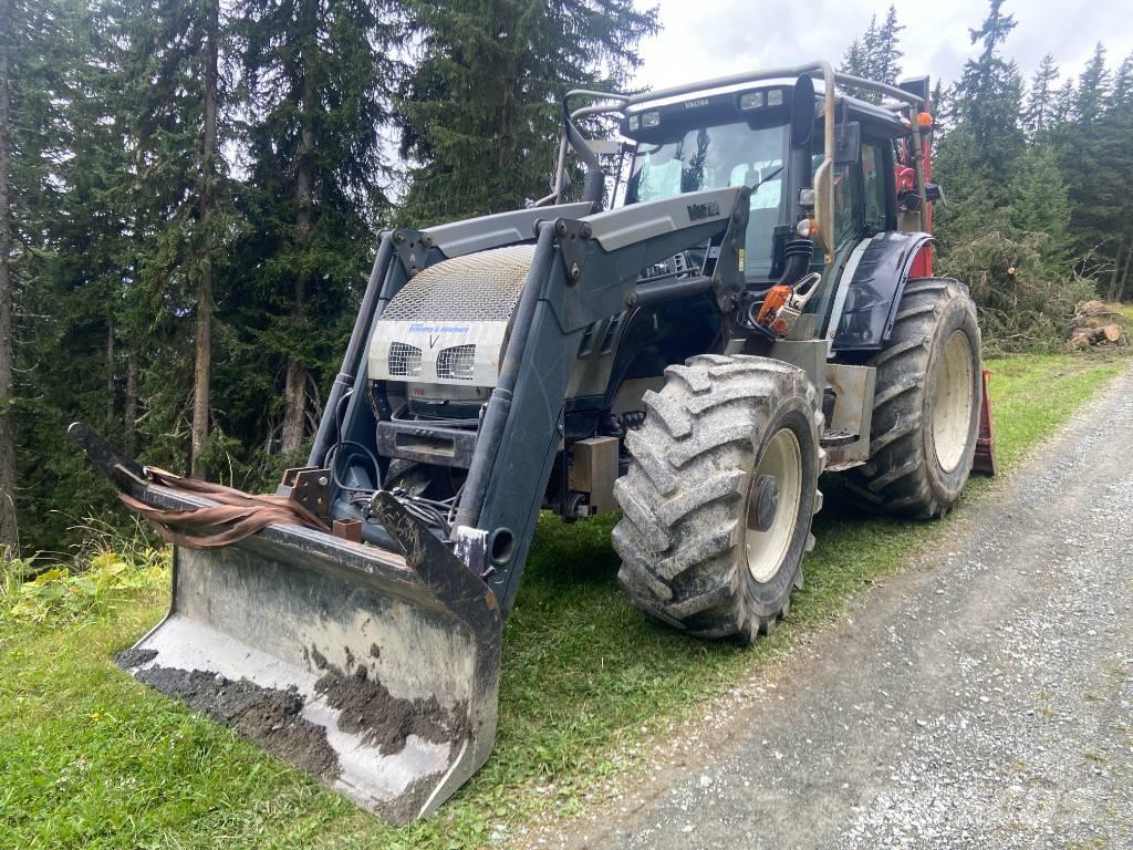 Valtra T 162 林业拖拉机