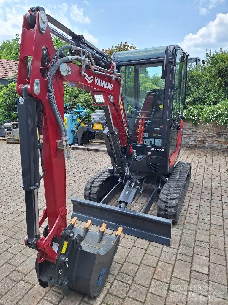 Yanmar SV 22 小型挖掘机