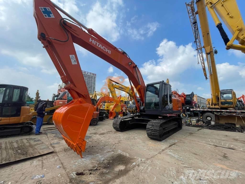 Hitachi ZX 240 履带挖掘机