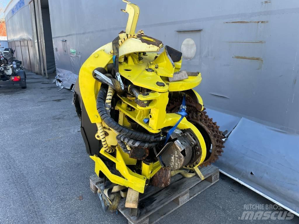 John Deere H 480 C 收割机机箱