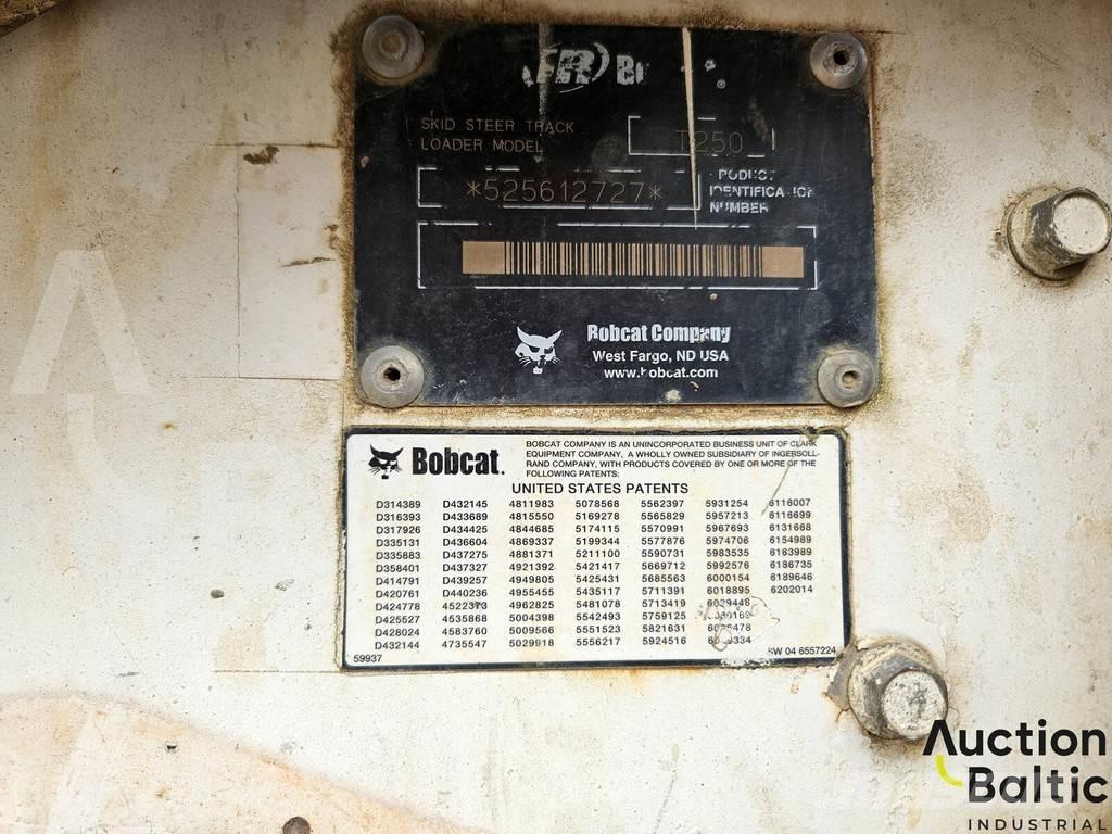 Bobcat T 250 履带式装载机