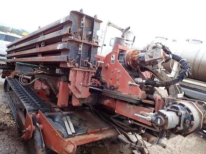 Ditch Witch JT4020 钻孔机