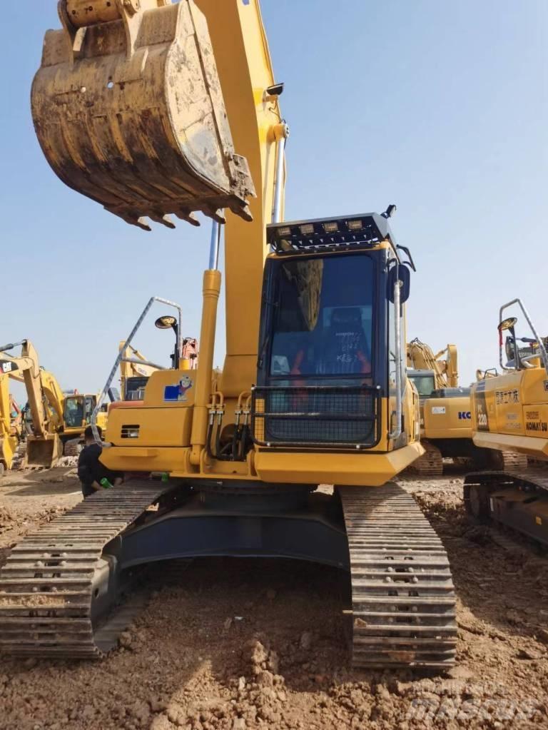 Komatsu PC 200 履带挖掘机