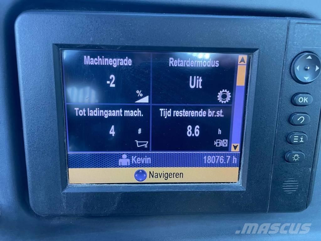 CAT 740B 铰接式自卸车