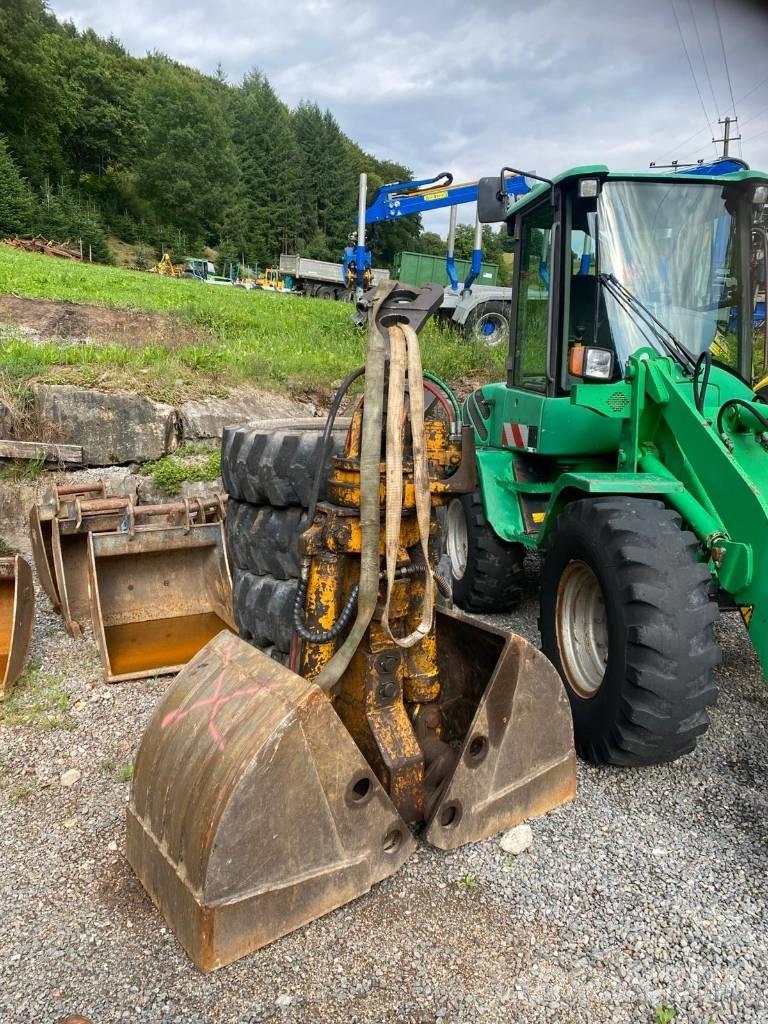 Hitachi ZX 140 W-3 轮式挖掘机