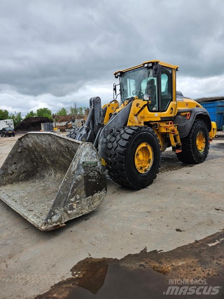 Volvo L 110 H 轮式装载机