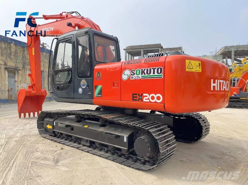 Hitachi EX 200 履带挖掘机