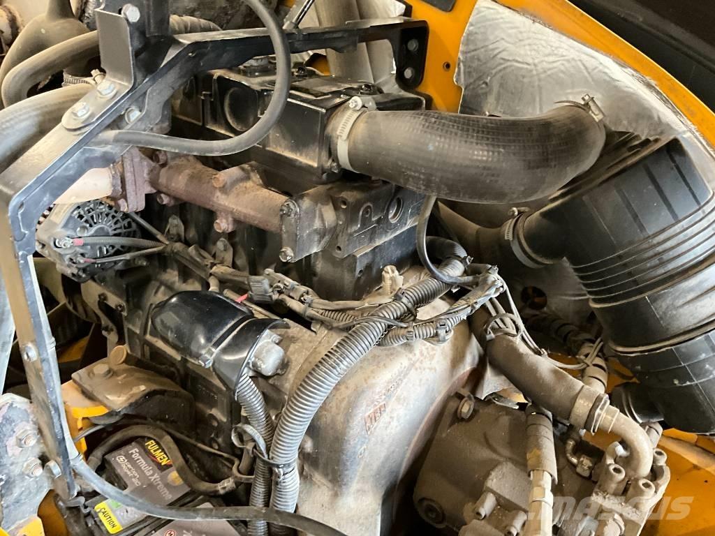 JCB 8055 小型挖掘机