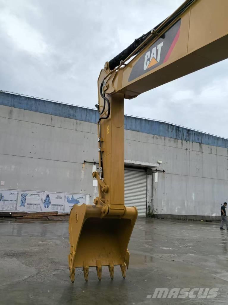 CAT 320 D L 履带挖掘机