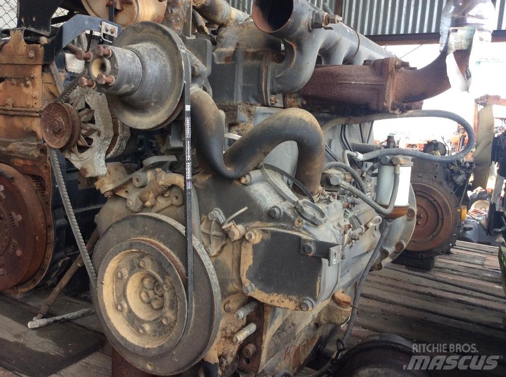 Renault 133-54 发动机