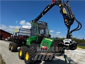 John Deere 810 E 集运机