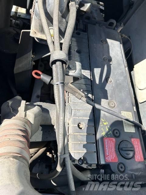 MB Crusher OM 926 LA 发动机