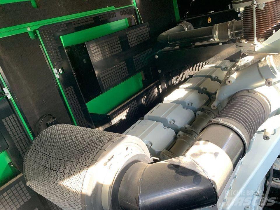 Mitsubishi 765 KVA 柴油发电机