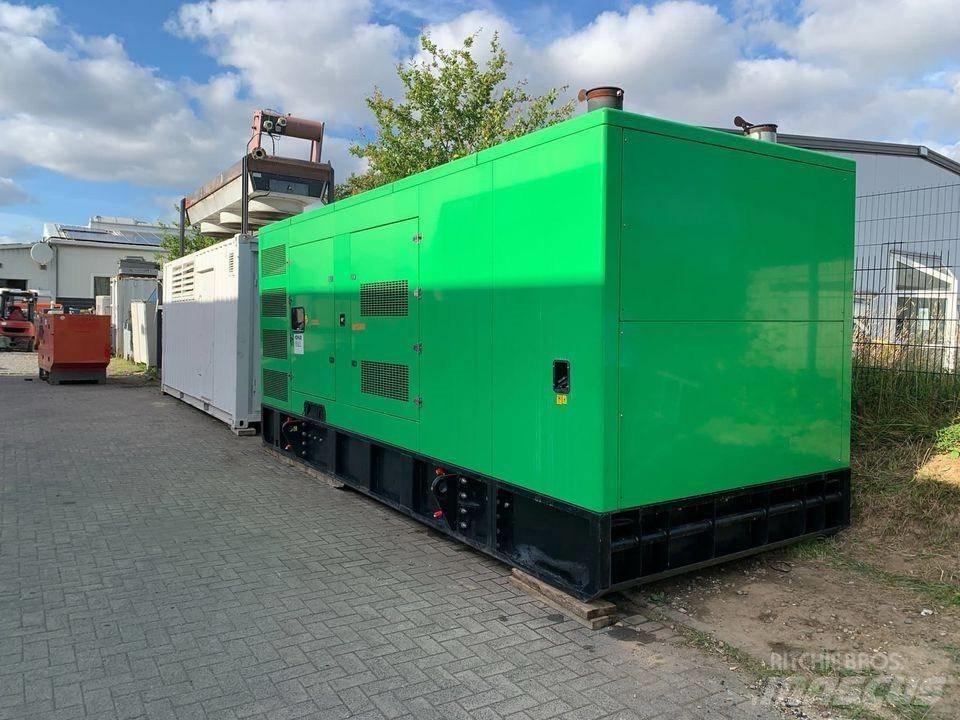 Mitsubishi 765 KVA 柴油发电机
