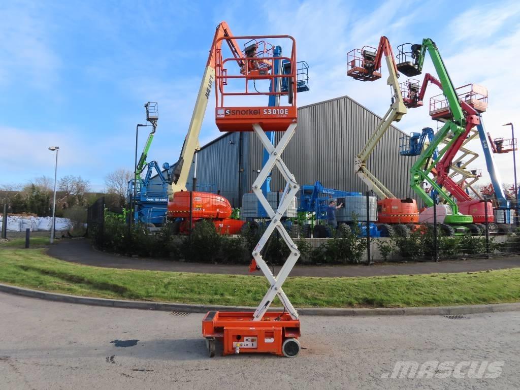 Snorkelift S 3019 E 电动叉车