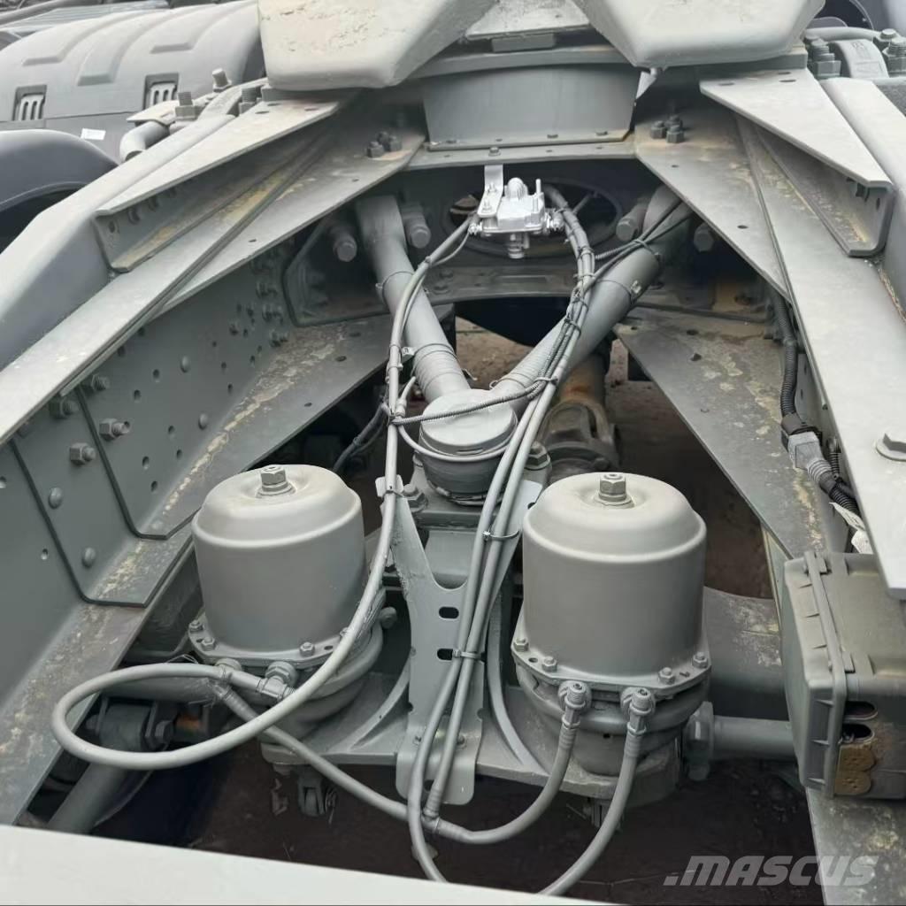 Howo 371 6x4 牵引车