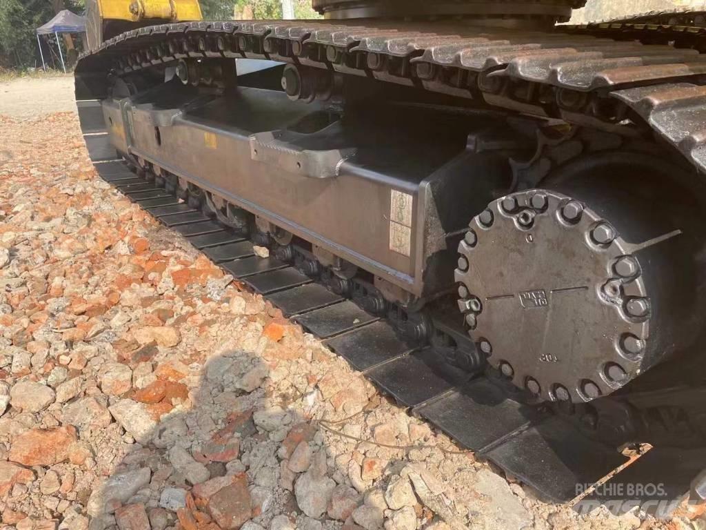 Komatsu PC 200 8N 履带挖掘机