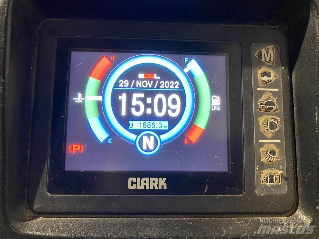Clark S25L 天然气叉车