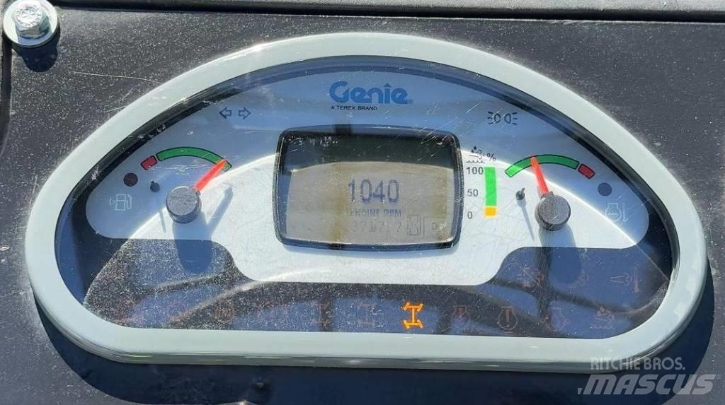Genie GTH 1056 伸缩臂叉装车|叉装车