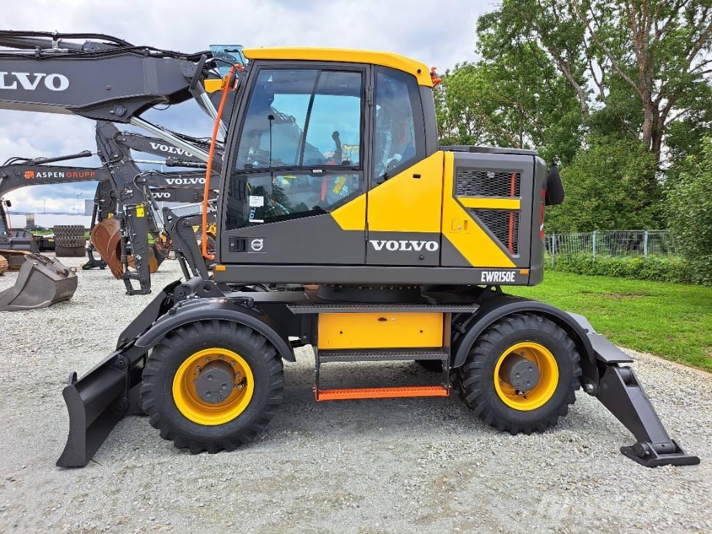Volvo EWR 150 E 轮式挖掘机