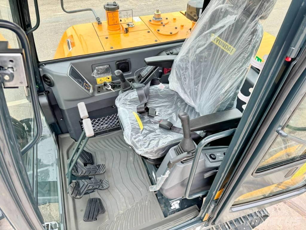Hyundai HX 60 Pro 小型挖掘机
