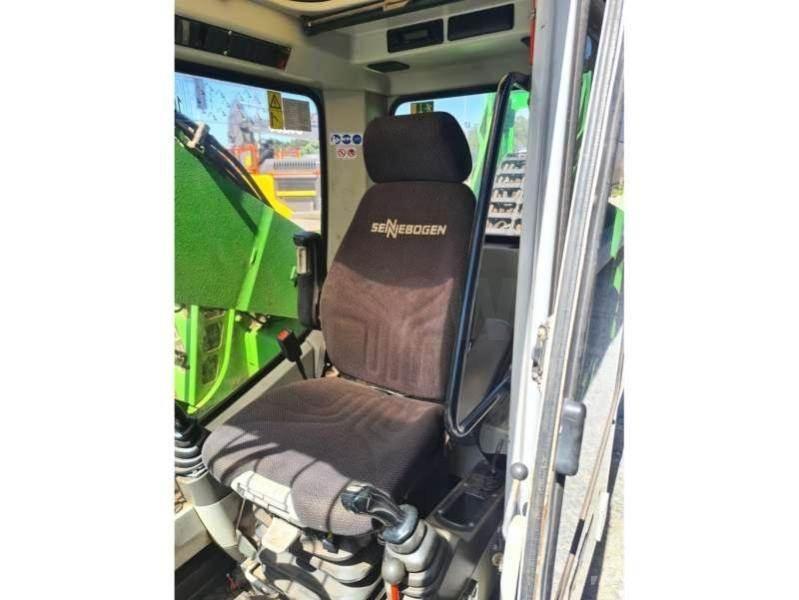 Sennebogen 825 工业挖掘机