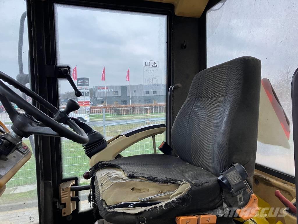 Hydrema WL 480 C 轮式装载机