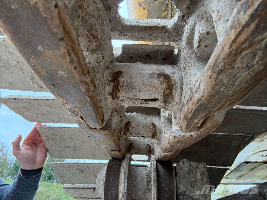 Komatsu PC 210 LC-8 履带挖掘机