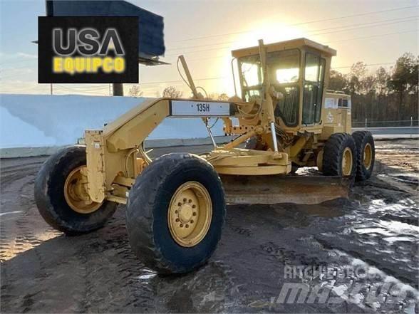 CAT 135H 平地机/推土机