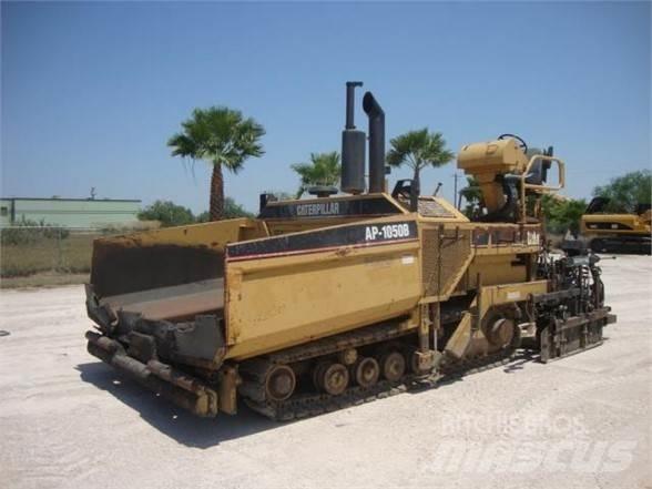 CAT AP-1050B 沥青摊铺机