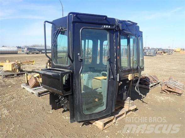 CAT D6R 驾驶室与内部