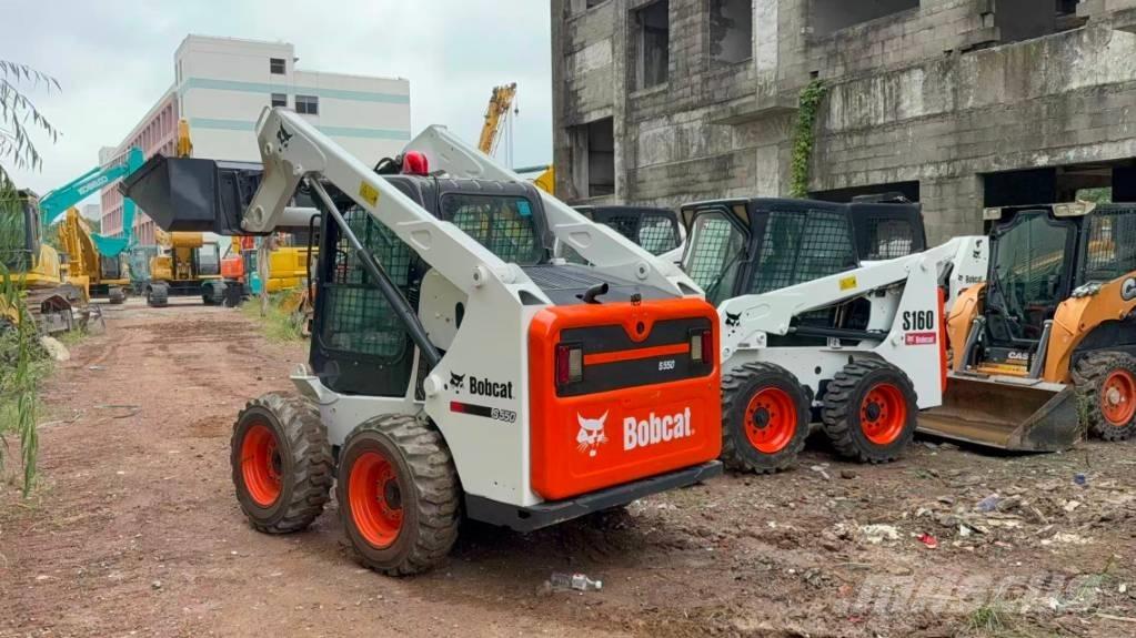 Bobcat S550 滑移装载机