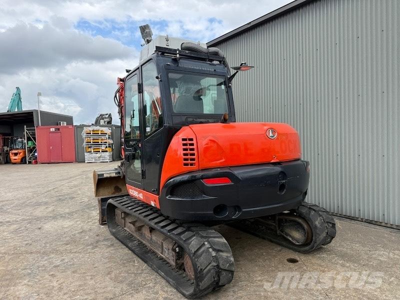 Kubota KX 080-4 中型挖掘机