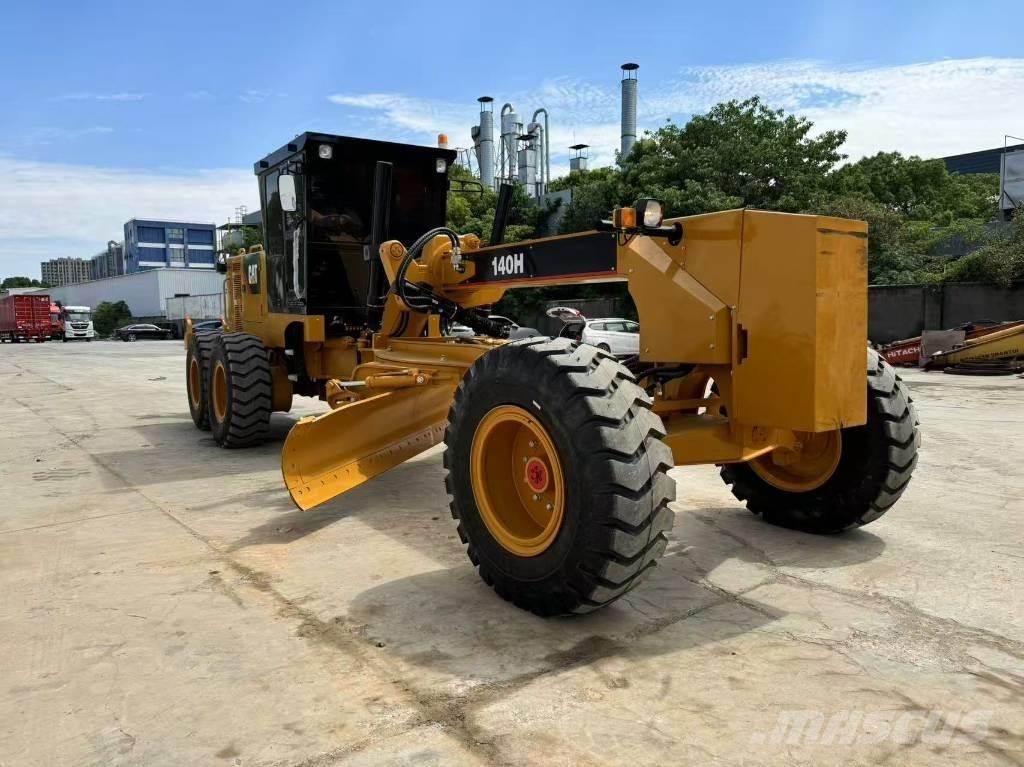 CAT 140H 平地机/推土机