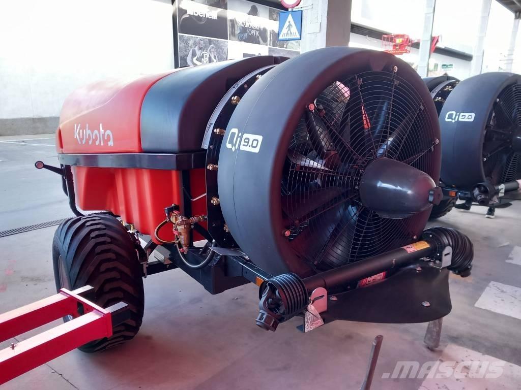 Kubota XTA 3130 牵引式喷雾机