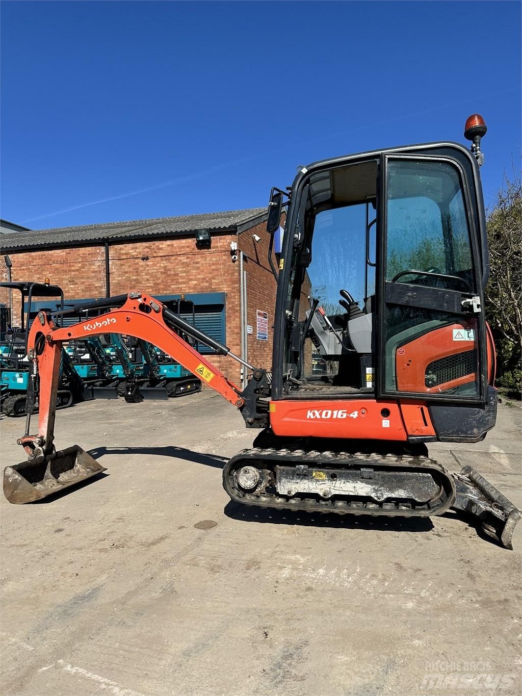 Kubota KX 016-4 小型挖掘机