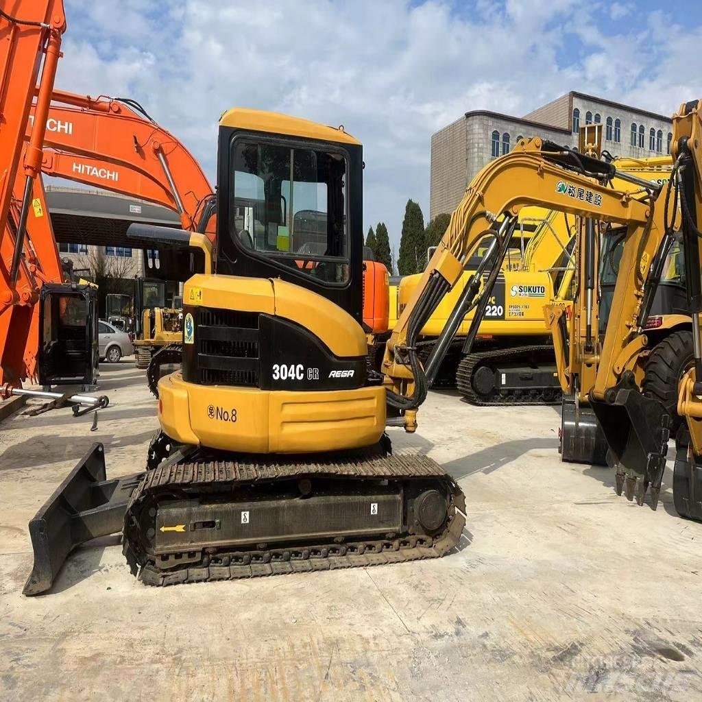 CAT 304 C 小型挖掘机