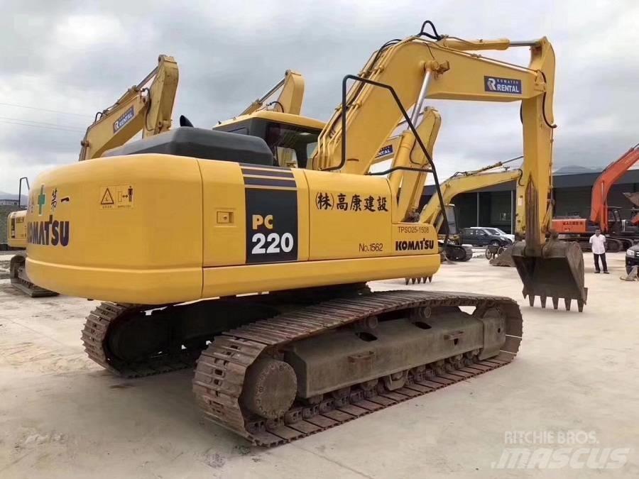 Komatsu pc220-7 履带挖掘机