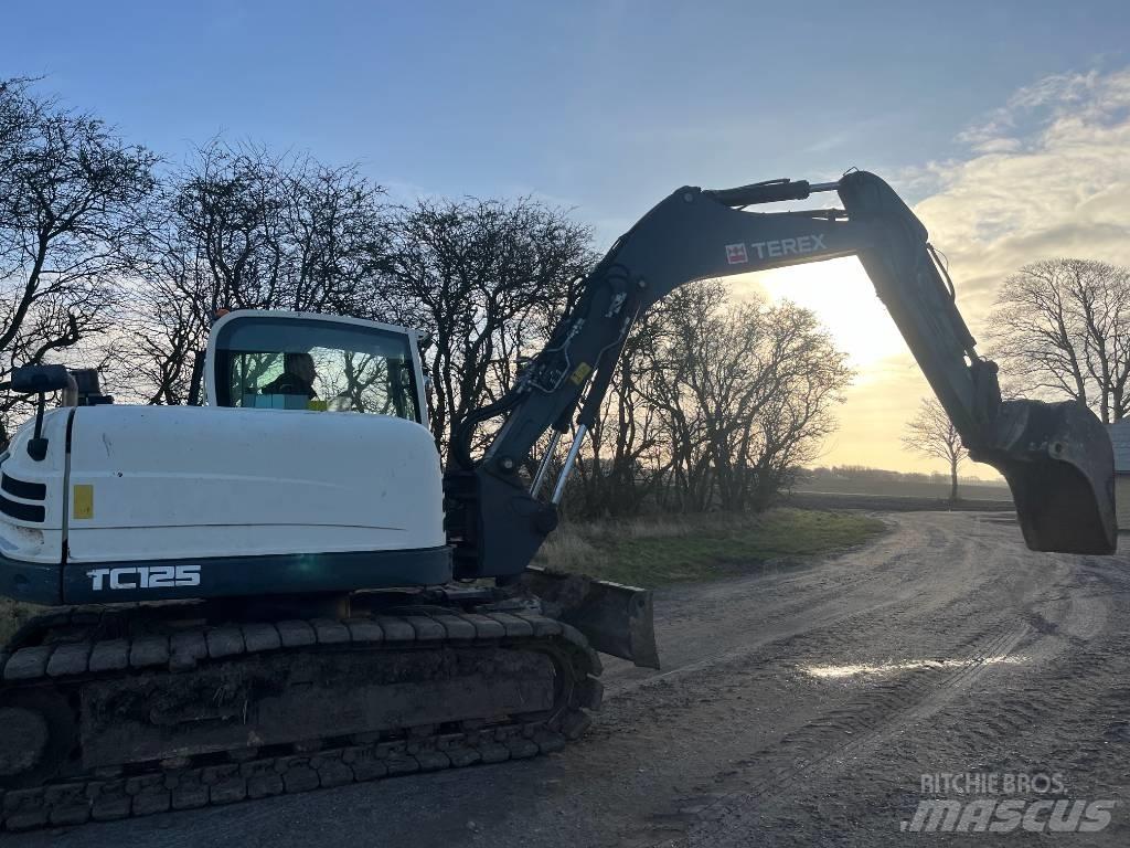 Terex TC 125 中型挖掘机