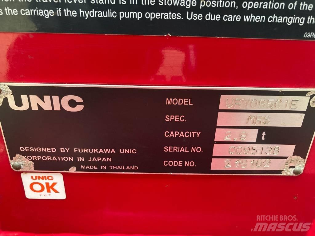 Unic URW-095 轻小型起重机