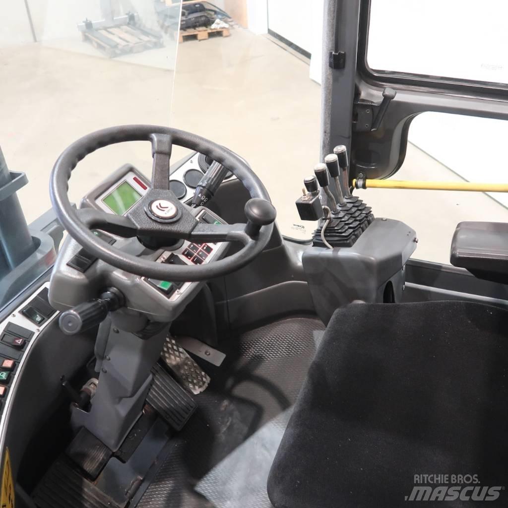 Kalmar DCE80-6 柴油叉车
