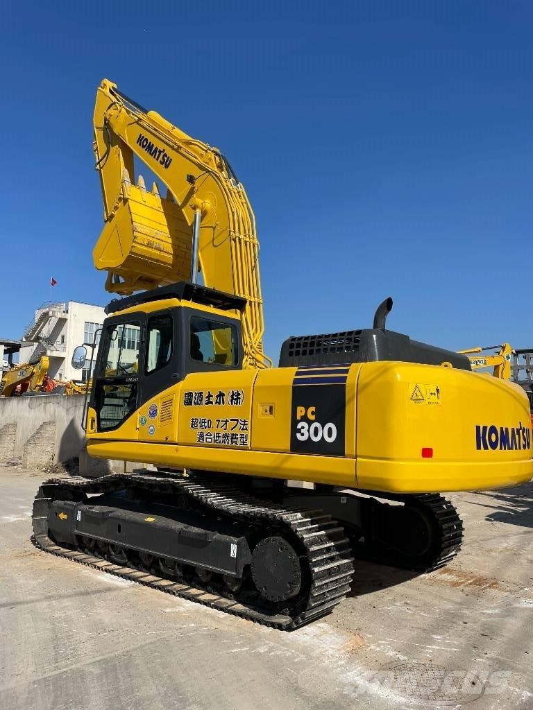Komatsu PC 300-7 履带挖掘机